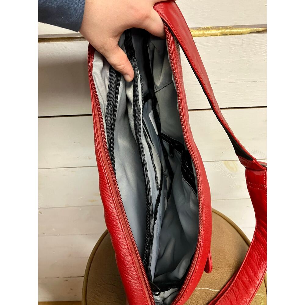 Healthy Back Bag Crossbody Bag. - Picture 3 of 5